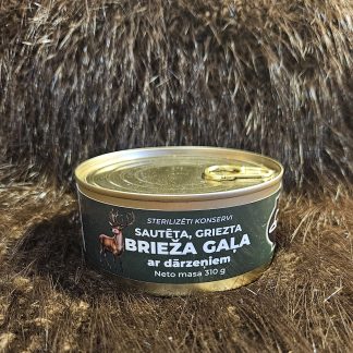 Sautētas, grieztas brieža gaļas konservs ar dārzeņiem